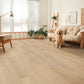Wohnzimmer mit Klick Vinyl in Eiche hell – LaminatShop24 Laminat Fachhandel und Online Shop

