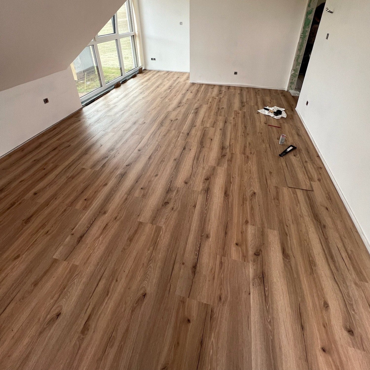 »Eiche Kreta« Klebevinyl Unique Holzoptik Raumbild